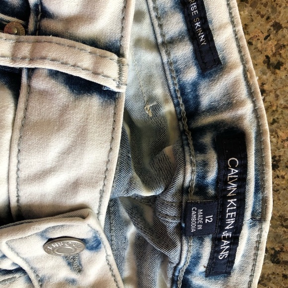 Calvin Klein Jeans- Mid rise skinny- size 12 - Picture 3 of 3